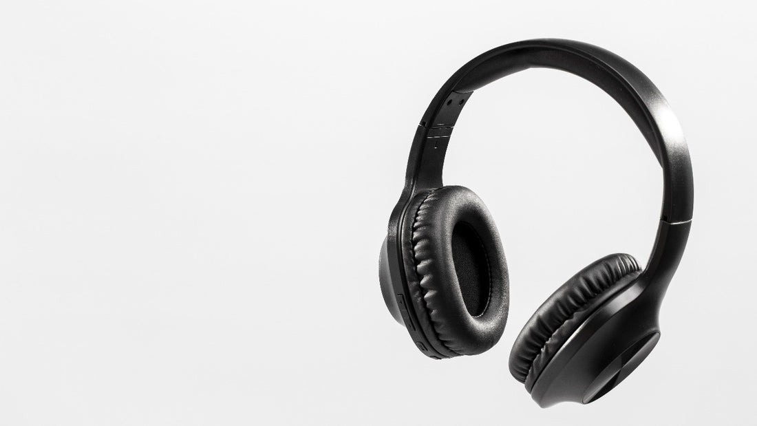 The Complete Guide to Choosing the Best Headphones for Your Needs